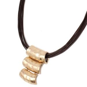 Multi String Metal Pendant Necklace & Earrings